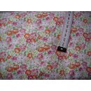 Baumwollstoff weiß bedruckt mit rosa orangen Blumen